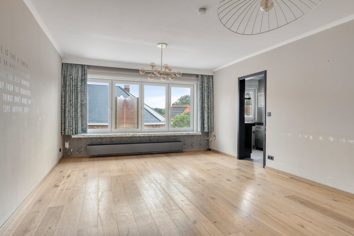 Ready to move in duplex apartment with spacious terrace and garage - photo 4