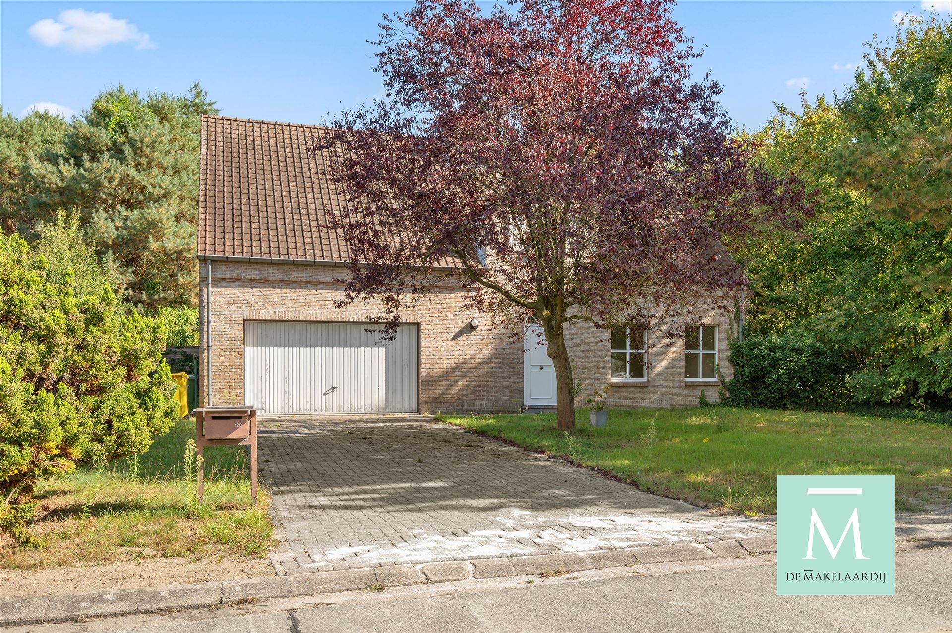 Charmante woning met 3 slaapkamers gelegen in een rustige buurt - foto 1