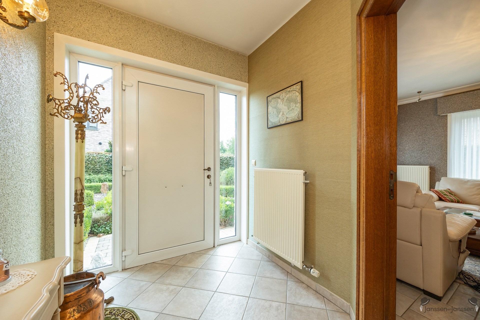Rustig gelegen bungalow op 1600m² terrein - foto 4