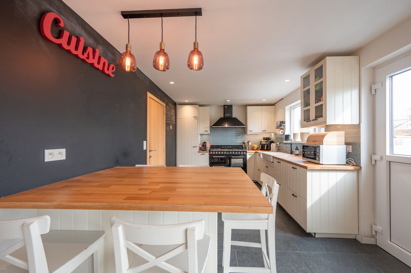 Instapklare, recent gerenoveerde open bebouwing met 4 slaapkamers, zonnige tuin en zonnepanelen - foto 5