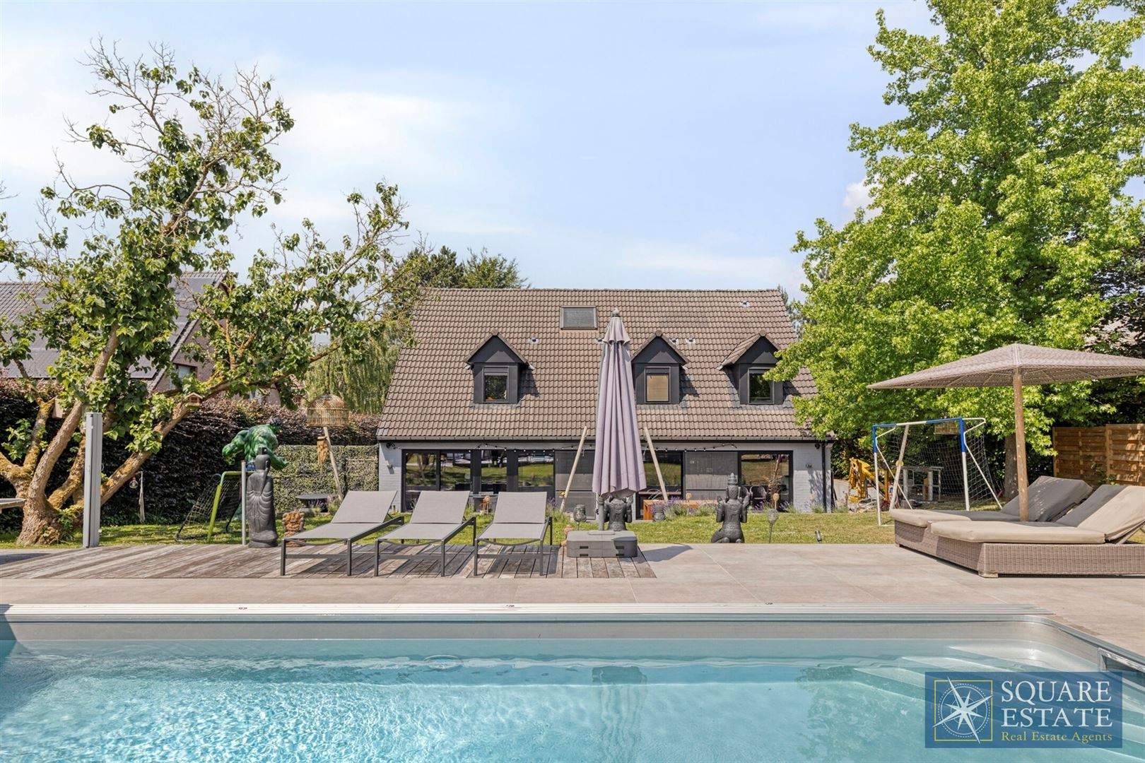 Wemmel, ruime en volledig gerenoveerde villa met 4 slaapkamers. - foto 1