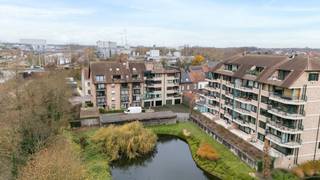 Dit instapklare en goed onderhouden appartement met twee slaapkamers is rustig gelegen, op een steenworp van het kanaal Roeselare-Leie ter hoogte...
