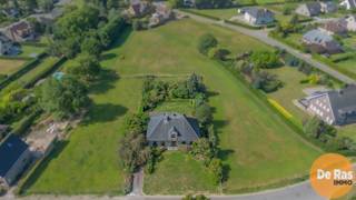 EERSTE BEZOEKDAG ZONDAG 24/08 VAN 9 U TOT 13U(enkel op afspraak!)AFFLIGEM - Ruime woning met landelijke charme.Deze karaktervolle woning in Affligem...