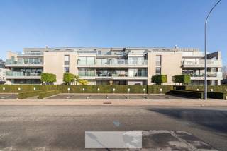 LAATSTE PENTHOUSE TE KOOPBent u benieuwd ? Wacht niet en mail ons op verkoop@groepthiers.be of bel 0499/11 77 66 - 056 21 61 61Deze penthouse,...