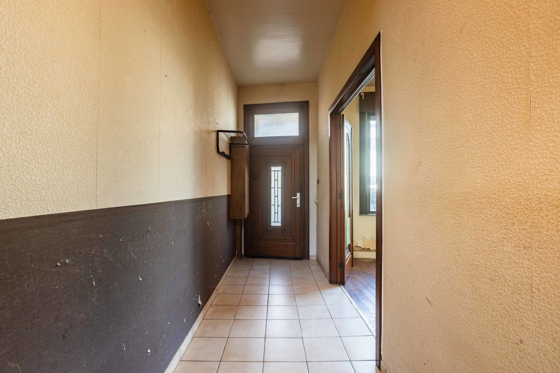 Te renoveren woning op topligging te Aalst! - foto 4