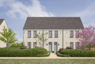 De 7 nieuwbouw woningen zijn gelegen in een kleine verkaveling met een gezinsvriendelijk karakter.<br />De verkaveling bestaat uit 6 half open bebouwingen en 1 open bebouwing.<br />De omgeving uitkijkend op het landelijk groen, zorgt voor de welverdiende rust na een drukke dag.<br />De nabijheid van scholen, winkels, horeca en een station zijn extra troeven.<br />De gemeenschappelijke tuinen worden volledig aangelegd en zorgen voor de nodige privacy. De privatieve tuinen worden voorzien van een omheining en beplanting.<br /><br />Lot 105 D: is een moderne pastorij achtige woning voorzien van alle hedendaags comfort.<br />Op het gelijkvloers beschikken we over een inkom met gastentoilet en trap. De woonkamer en keuken kijken volledig uit op het groen en geven directe toegang tot het terras.<br />Op de 1e verdieping vinden we 3 slaapkamers, apart toilet en de badkamer., via een vast trap bereiken we de 2e verdieping waar zich een polyvalente ruimte bevindt en of 4e slaapkamer en de technische ruimte.<br /><br />Verder zijn er 4 fietsstalplaatsen( inbegrepen) en een staanplaats voor de wagen ( niet in de prijs inbegrepen)met voorziening om een laadpaal te plaatsen.<br />Alle materialen kunnen door jou gekozen worden op die manier creëer je je eigen pareltje.<br />De afwerking is met hoogwaardige en kwalitatieve materialen.<br />De huizen beschikken over zonnepanelen, een lucht/waterpomp met vloerverwarming en ventilatiesysteem D<br /><br />De oplevering is voorzien voorjaar 2027<br />Prijzen zijn exclusief BTW en registratierechten. <br />Plan je afspraak <br />info@flameestate.be<br />Conny@flameestate.be