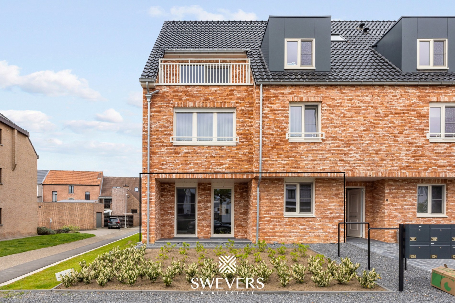 Modern gelijkvloers appartement met privétuin en dubbele parking - foto 1