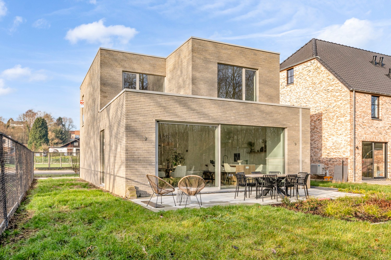 Ruime moderne woning met 3 slaapkamers - onmiddellijk beschikbaar - foto 2