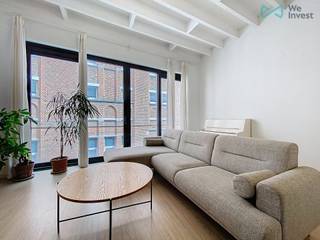 Tel : 0456 79 45 19 / E-mail : sophia.vanhove@weinvest.beWe Invest heeft het genoegen, exclusief, dit charmante tweeslaapkamerappartement aan te...