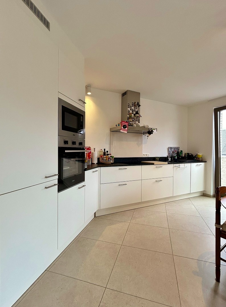 Nieuwbouwappartement met terras en autostandplaats - foto 4