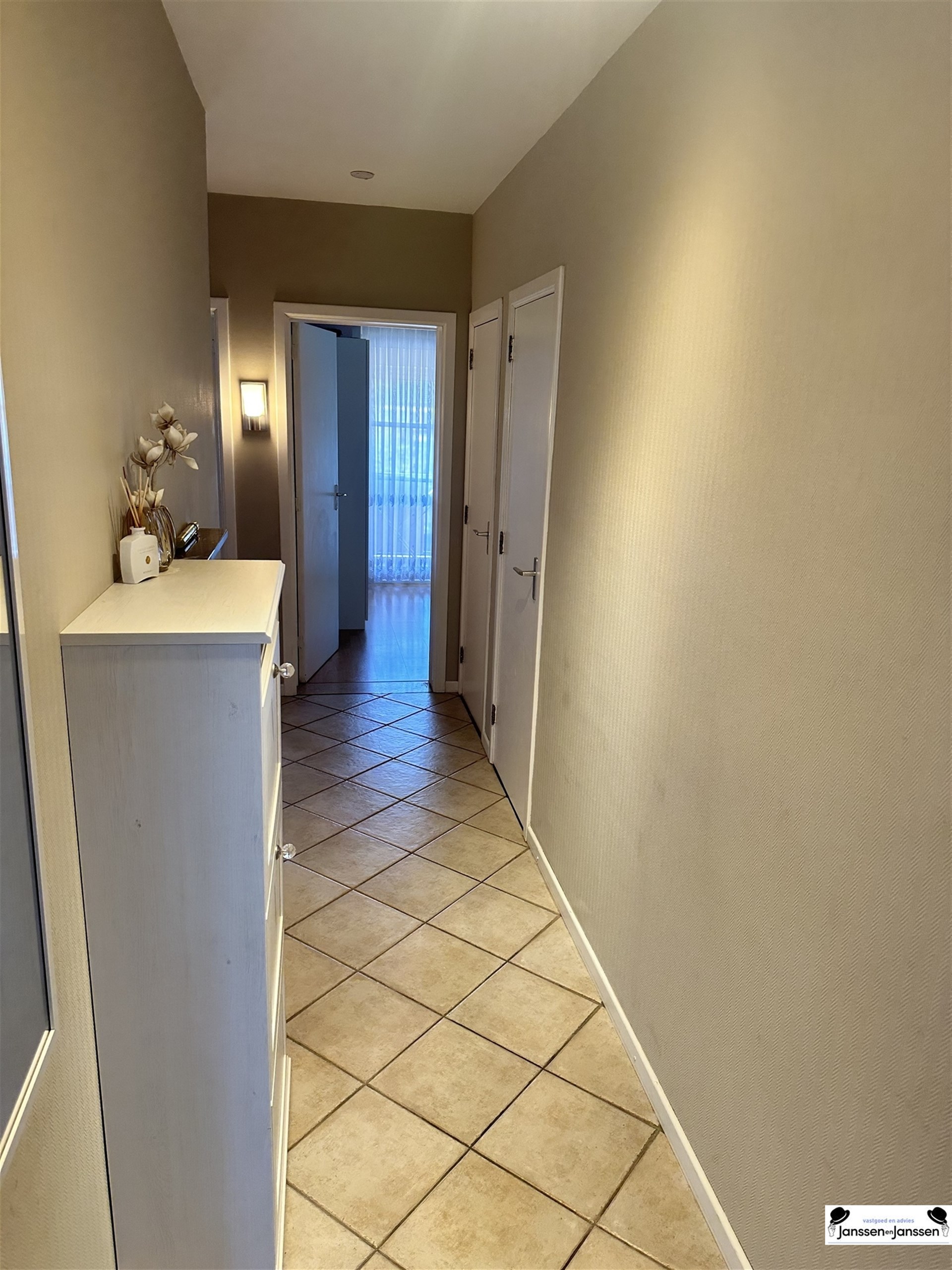 ideale combinatie van comfort en praktische ligging - foto 5