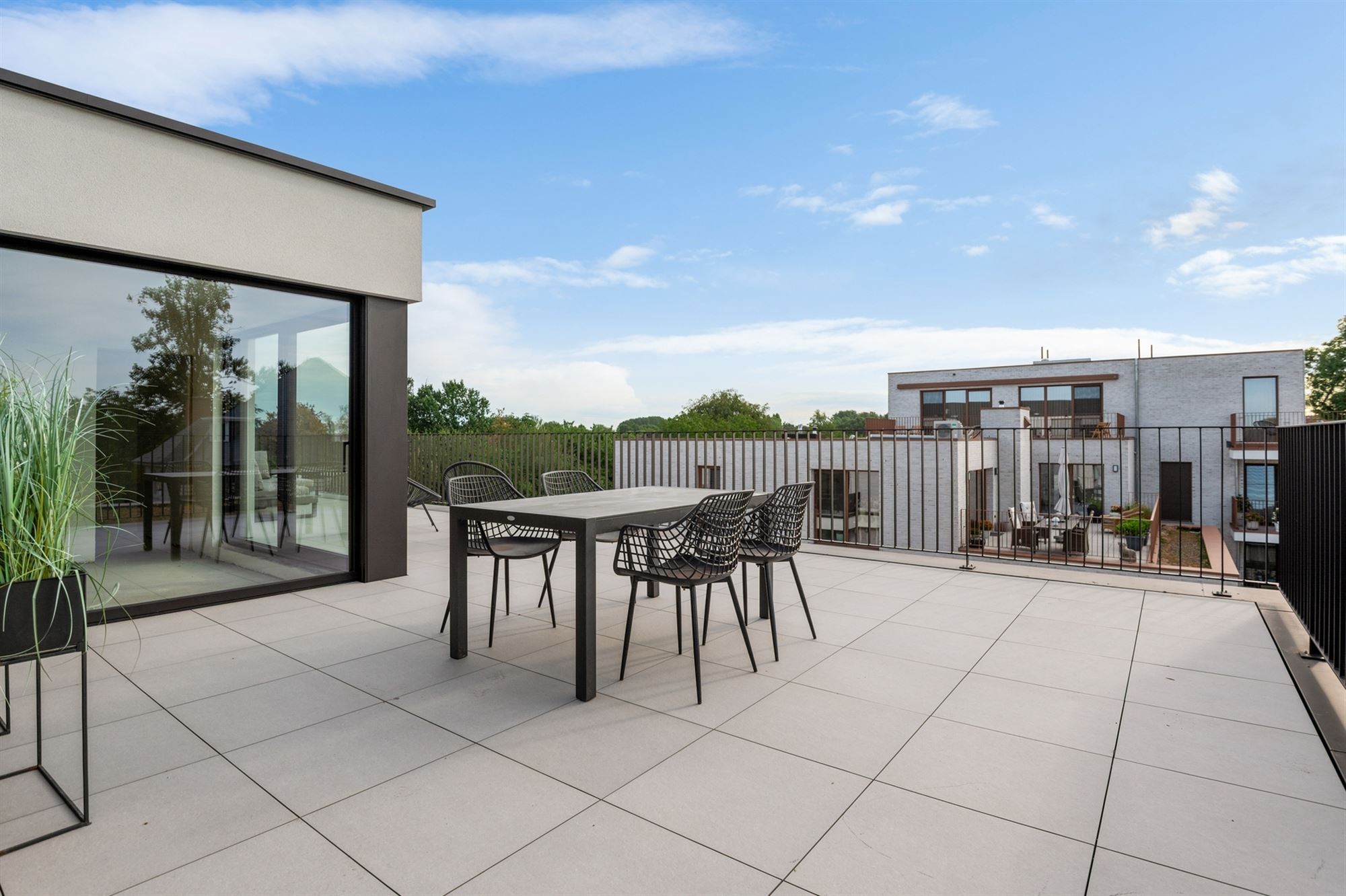 Luxe penthouse met tijdelijke actie maatkasten - foto 4