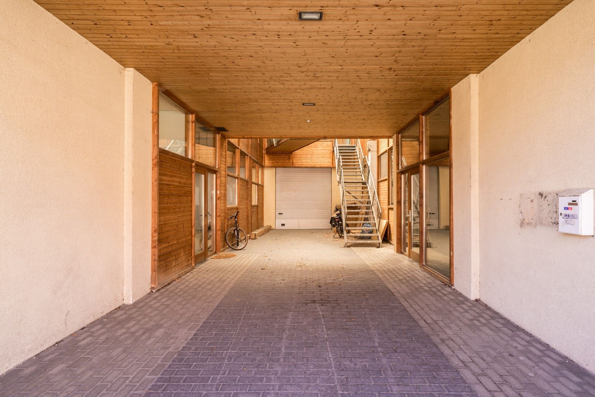 Exceptional commercial property with versatile possibilities near the center of Mechelen - photo 5