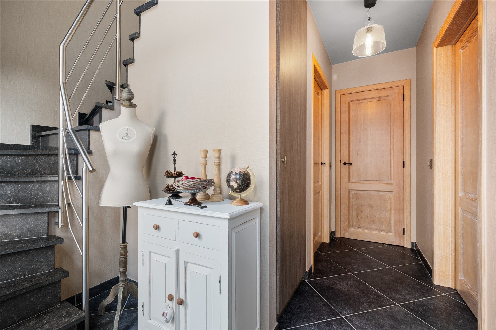 Prachtige woning in doodlopende straat vlakbij de markt  - foto 4