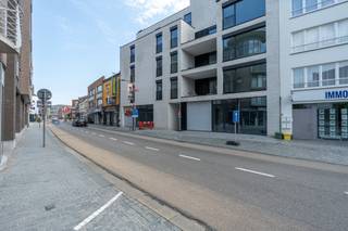 Knap handelspand van 155,50 m² in Residentie "De Voogdij" in het centrum van Mol.Residentie "De Voogdij" is een luxueus project in het hart van Mol,...