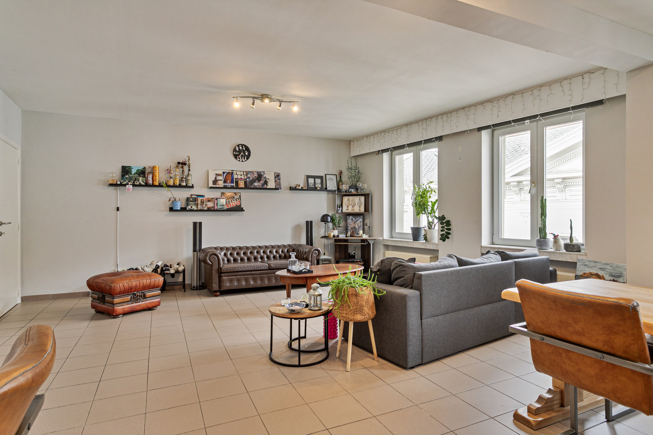Ruim appartement met twee slaapkamers vlakbij de Meir - foto 4