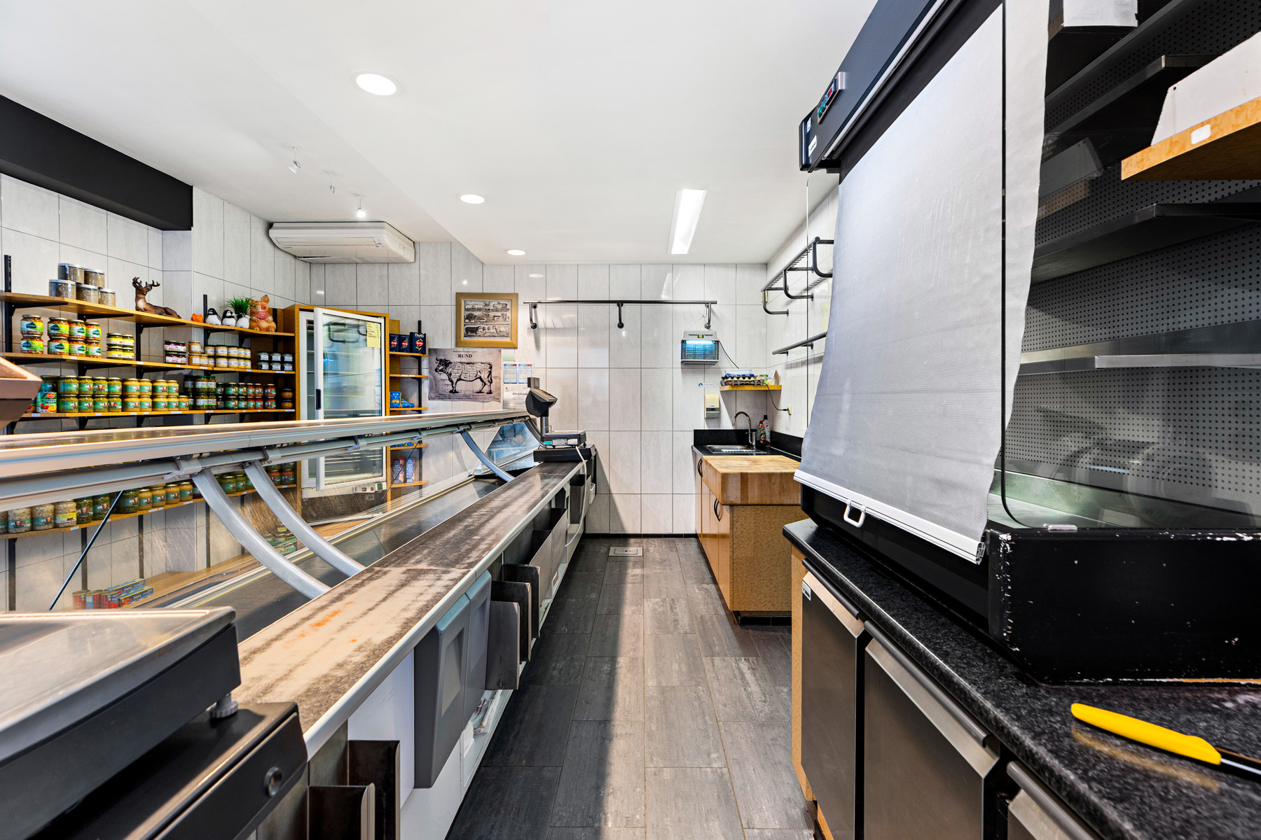 Handelshuis met woonst op sterke locatie - foto 4