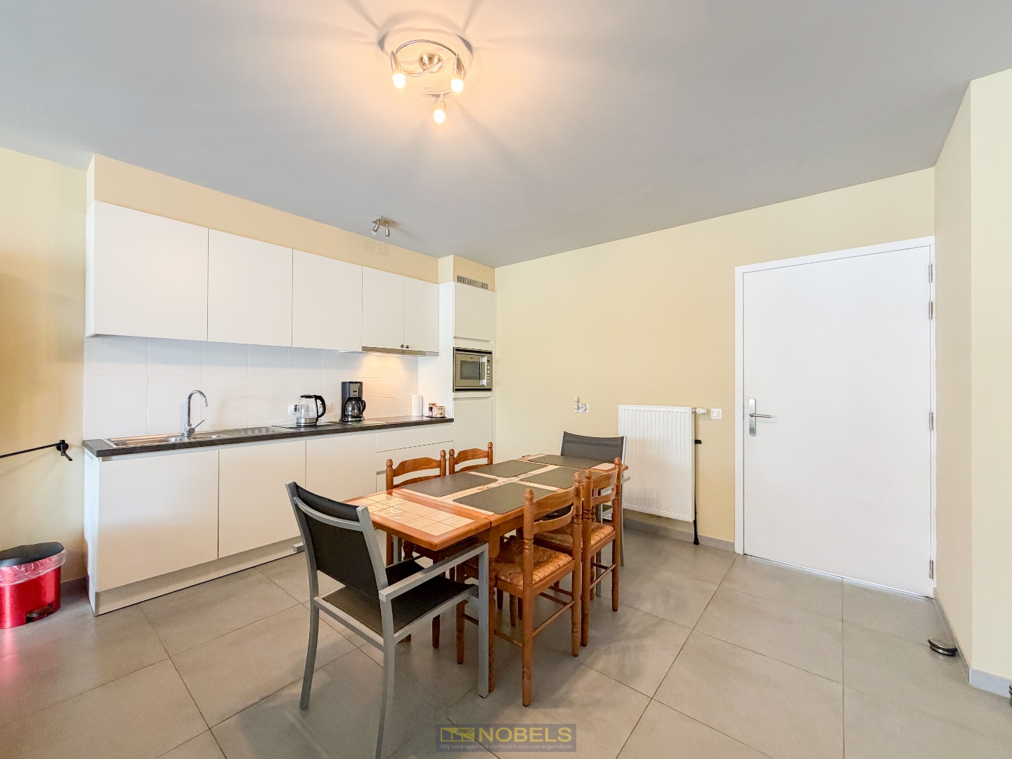 Te koop, assistentieflat in recente residentie aan de kerk van Viane (Geraardsbergen). - foto 5