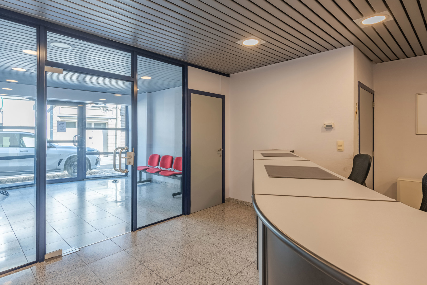 Commercial à louer à Bilzen - photo 4