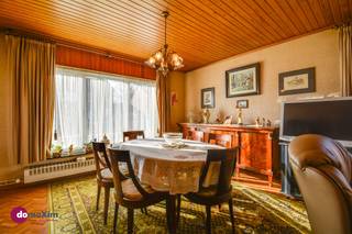 Te renoveren bungalow met garage op rustige locatie in Boortmeerbeek Ben je op zoek naar een gelijkvloerse woning met renovatiepotentieel, die je...