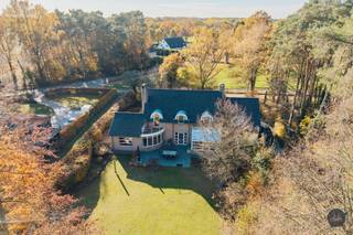 Voor meer info van deze woning of een gratis waardebepaling van je eigen woning: 016 199 340 of jordi.broes@homixx.be.Voor de volledige tekst en meer...