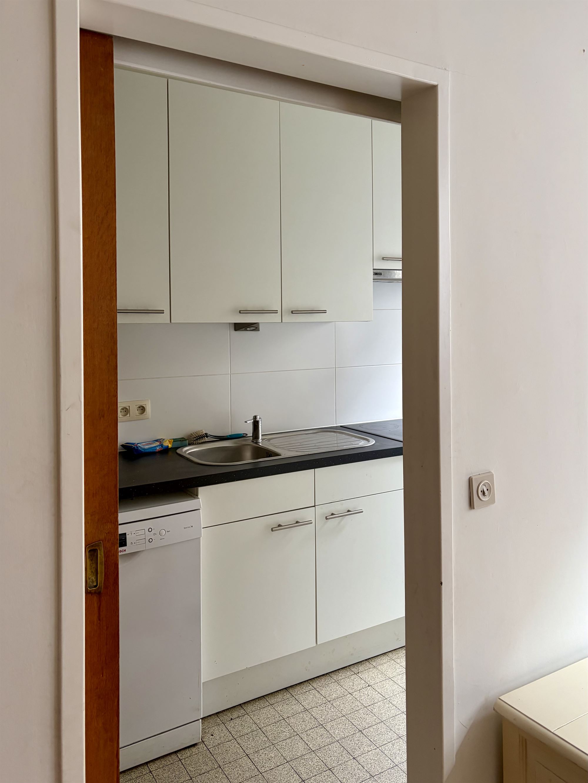 Lichtrijk 2-slaapkamerappartement in hartje Antwerpen - foto 4