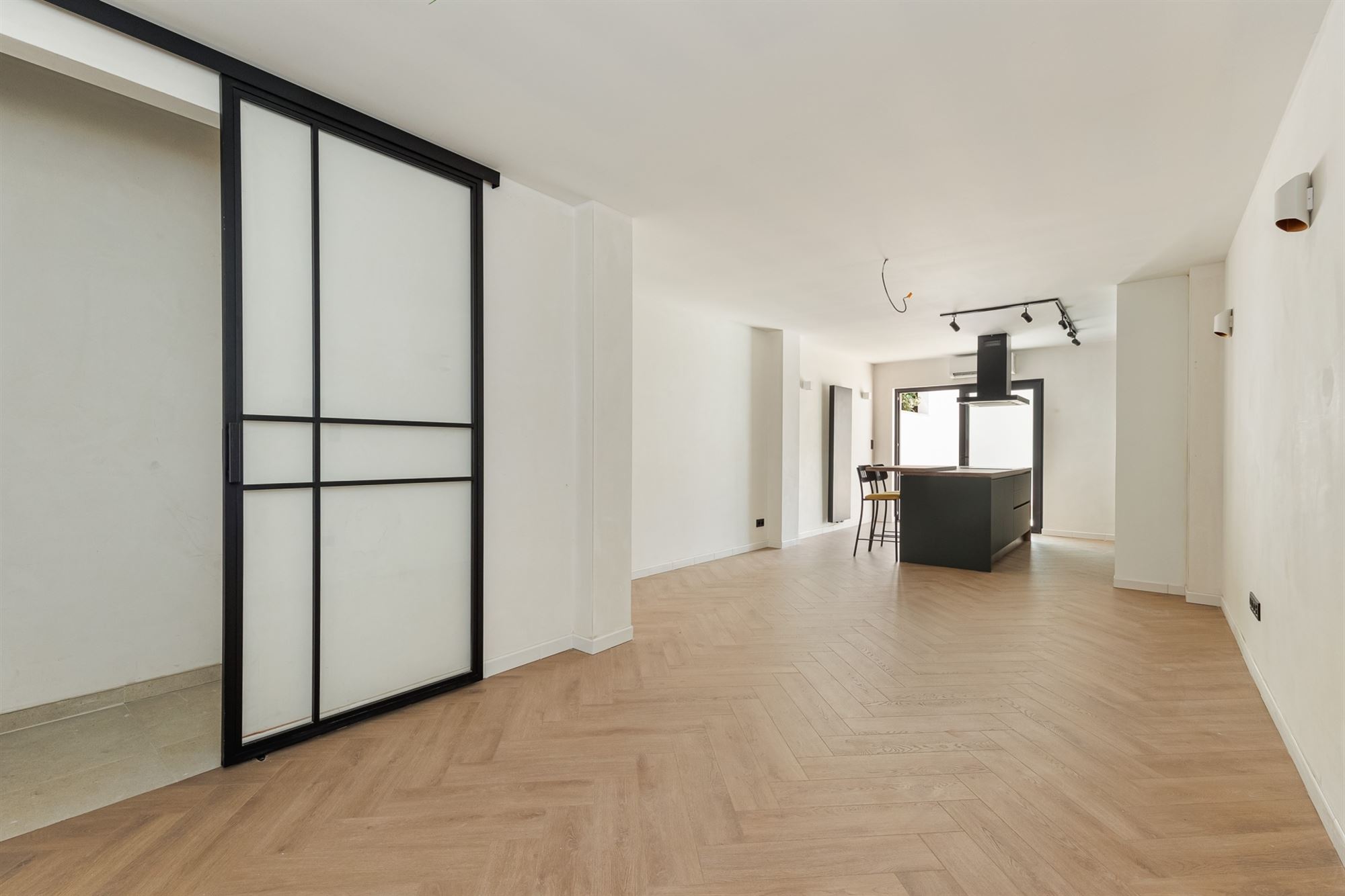 Instapklare rijwoning met 4 kamers, tuin en garage - foto 5