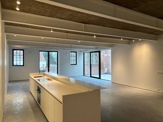 Ruime en instapklare loft met industriële uitstraling in het hart van Mechelen met hoogwaardige afwerking.Gelegen op wandelafstand van winkels,...