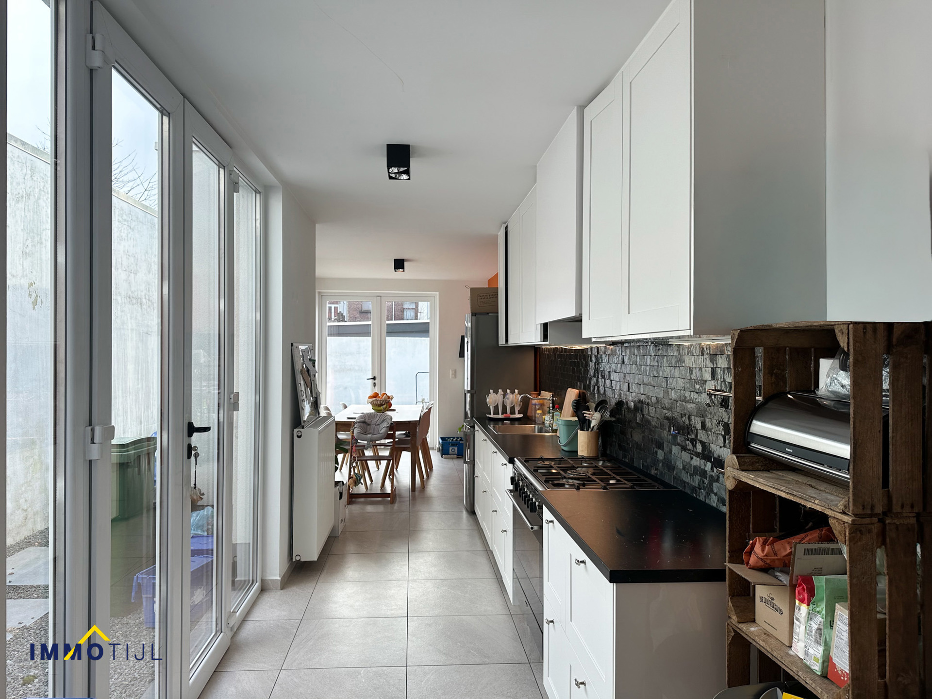 Gerenoveerde woning met zonnige stadstuin &amp; 3 slk! - foto 5