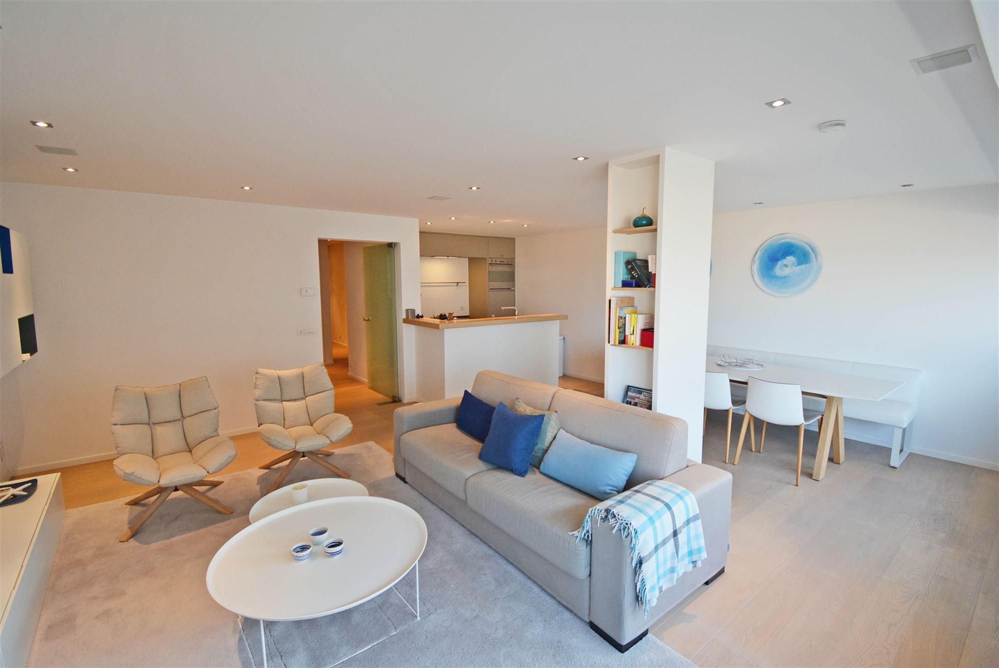 Apartment - photo 1