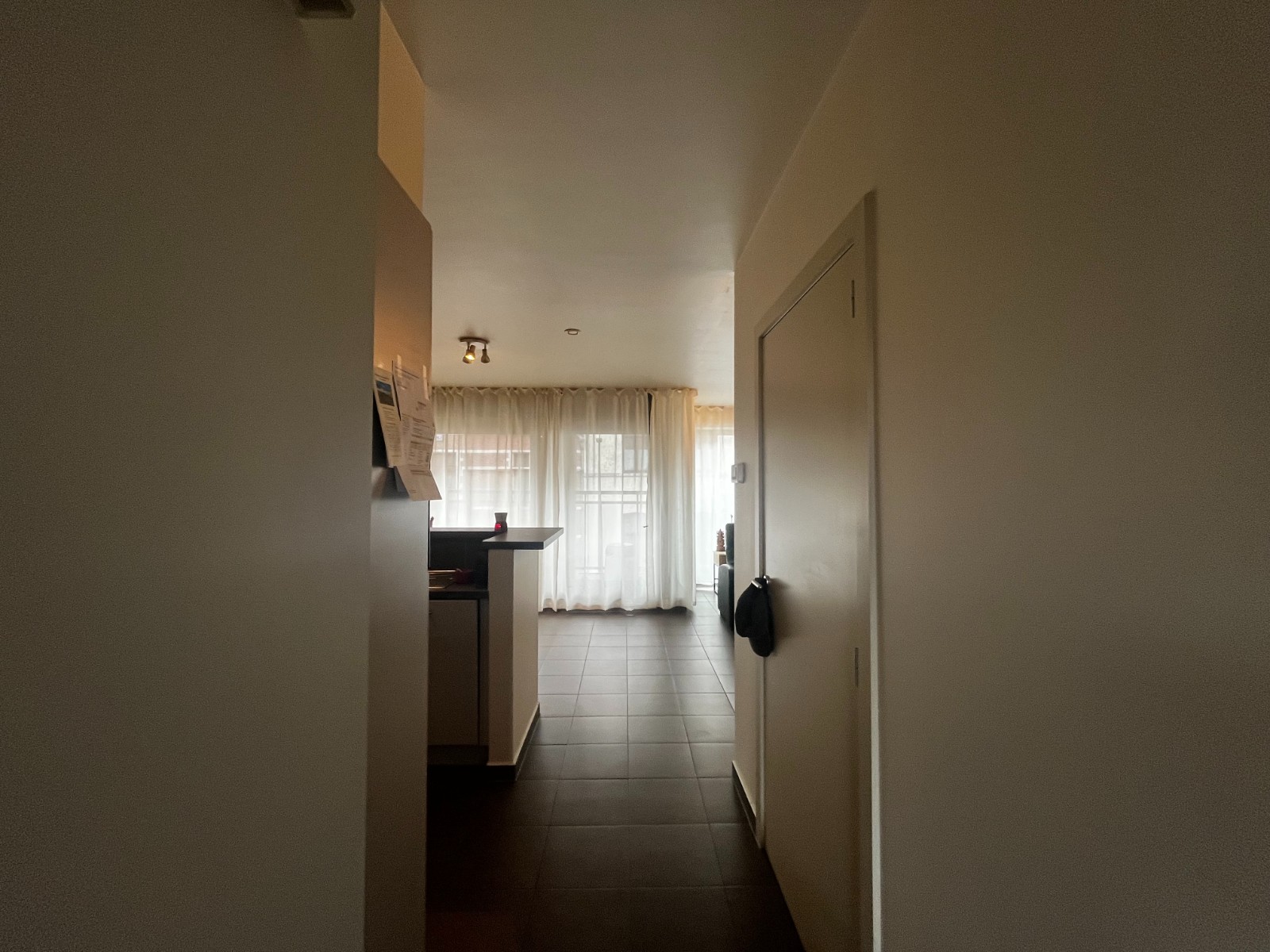 Ruim instapklaar appartement in hartje Kruishoutem - foto 3