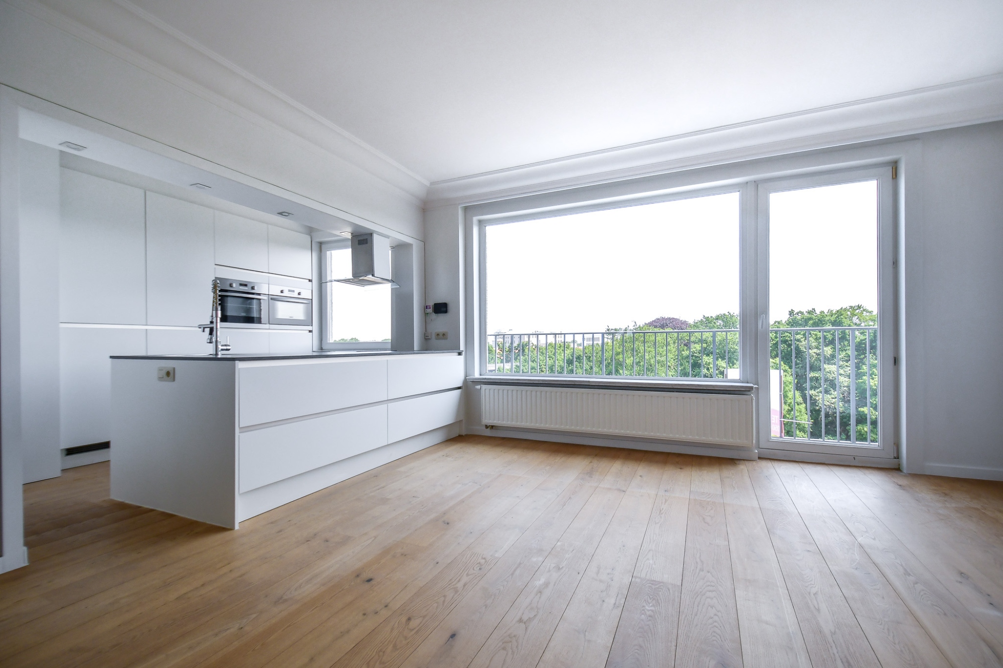RUIM WOONAPPARTEMENT met PANORAMISCH ZICHT, 2 SLPKS en 2 TERRASSEN - foto 3