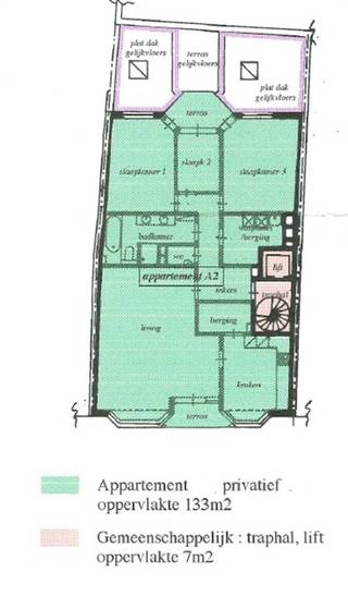 <p>Mooi appartement gelegen pal in het centrum van de gemeente Duffel met drie slaapkamers en een vloeroppervlakte van 133m².</p><p>Het appartement bevindt zich op de tweede verdieping van een kleinschalig appartementsgebouw dat voorzien is van een lift.</p><p><br /> </p><p><br /> </p><p><u>Het appartement omvat:</u></p><ul><li>Inkom met videofoon</li><li>Apart toilet</li><li>Ruime leefruimte van ± 35m²</li><li>Volledig ingerichte keuken met natuurstenen blad, dubbele inox spoelbak, elektrische kookplaat met dampkap, koelkast, afwasmachine, microgolf en oven</li><li>Berging aansluitend aan keuken met spoelbak en condenserende gasketel</li><li>Badkamer met ligbad, dubbel lavabomeubel met spiegel, douche en wc</li><li>2 grote slaapkamers en 1 kleine slaapkamer, telkens met toegang naar het terras</li><li>Terras aan straatzijde</li><li>Ondergrondse kelderberging van ± 4m²</li></ul><p><br /> </p><p>Het appartement wordt momenteel verhuurd aan 865 €/maand (basis) + 85 €/maand (gemene kosten).</p>
