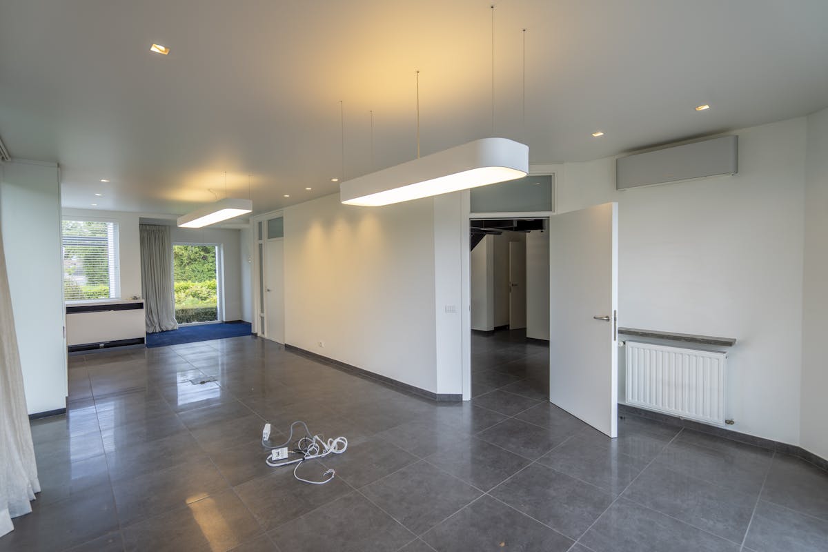 Edifice de bureaux à vendre à Gullegem - photo 4