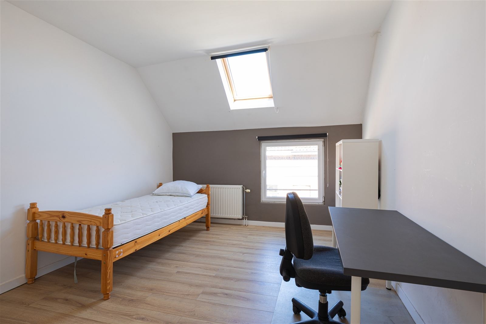 Instapklare woning met 3 ruime slaapkamers op toplocatie - foto 5