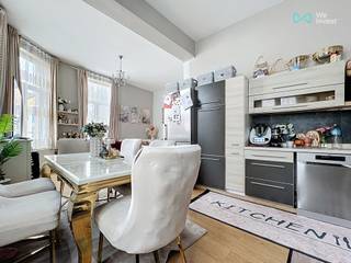 🏢 Te koop – Eengezinswoning in Sint-JoostAdres: Rue de la Limite 75, 1210 Sint-JoostGelegen op een hoek, bestaat deze woning uit twee duplexen,...