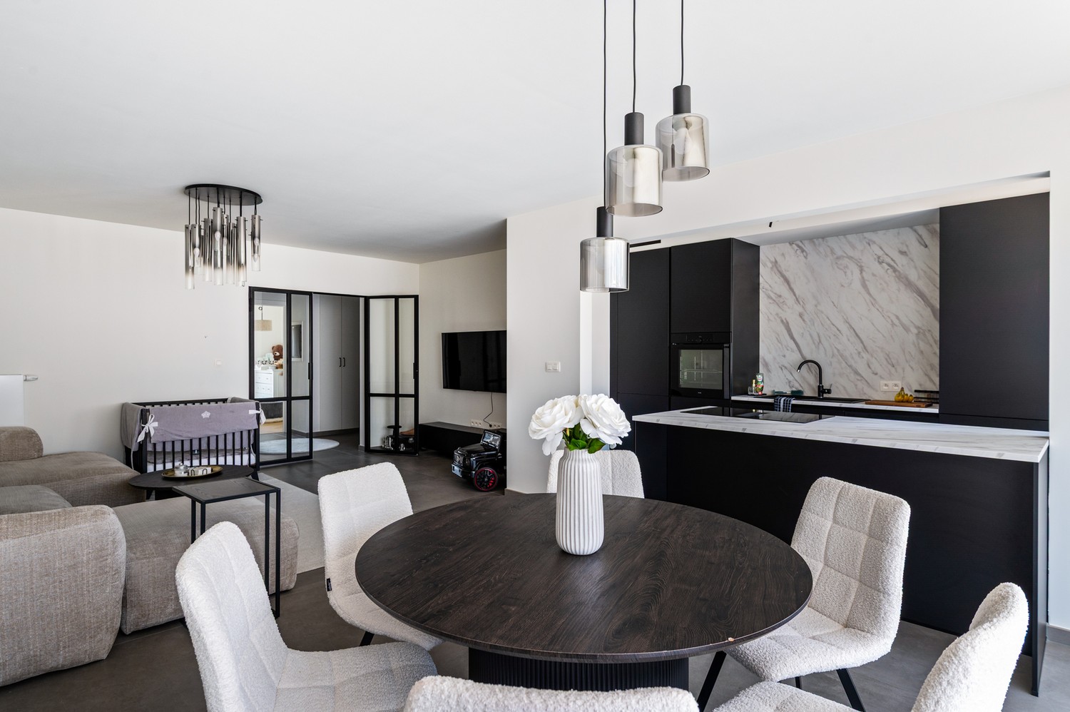 Hoogwaardig gerenoveerd appartement in Deurne! - foto 5
