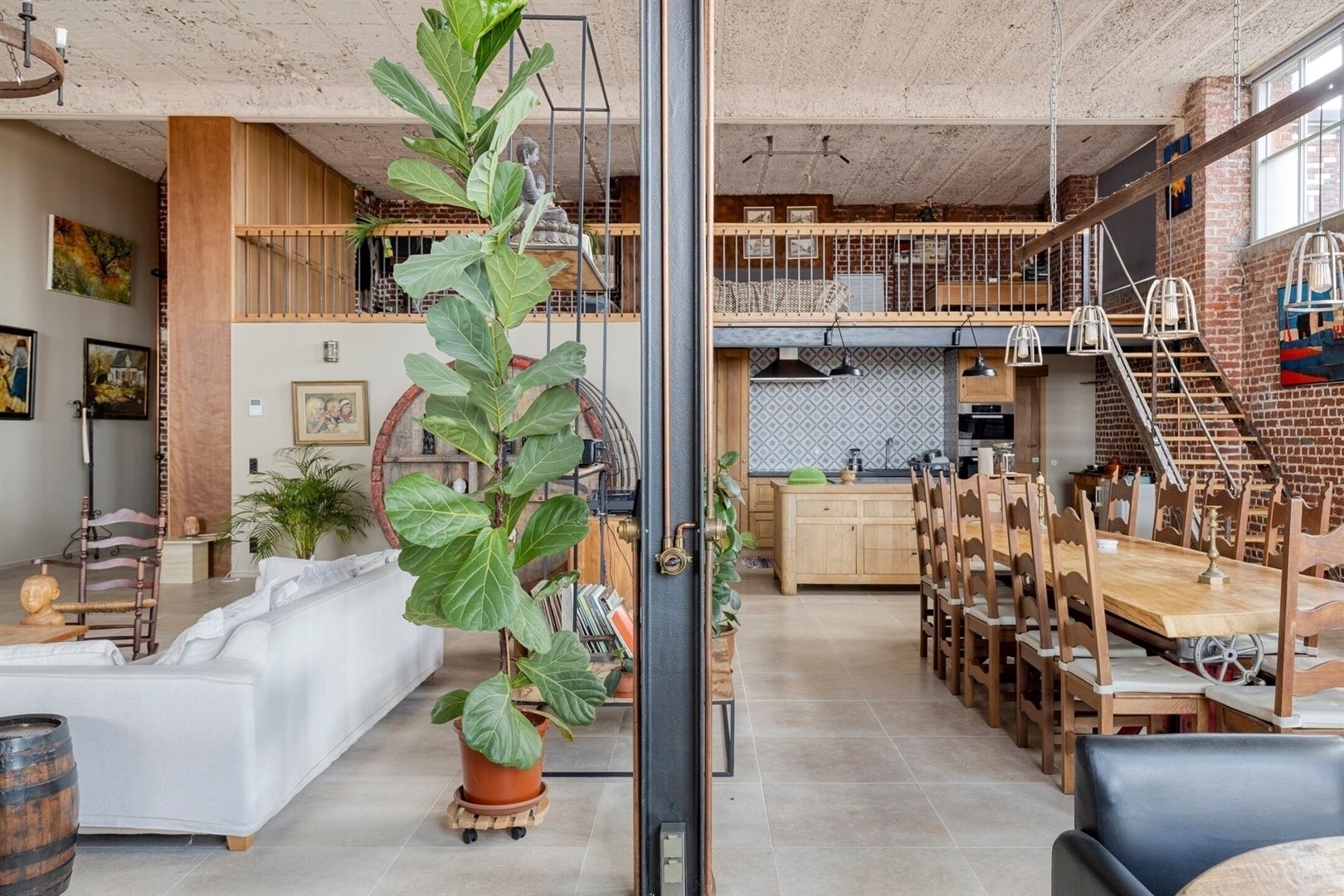 Lichtrijke, royale loft met groot terras - foto 4