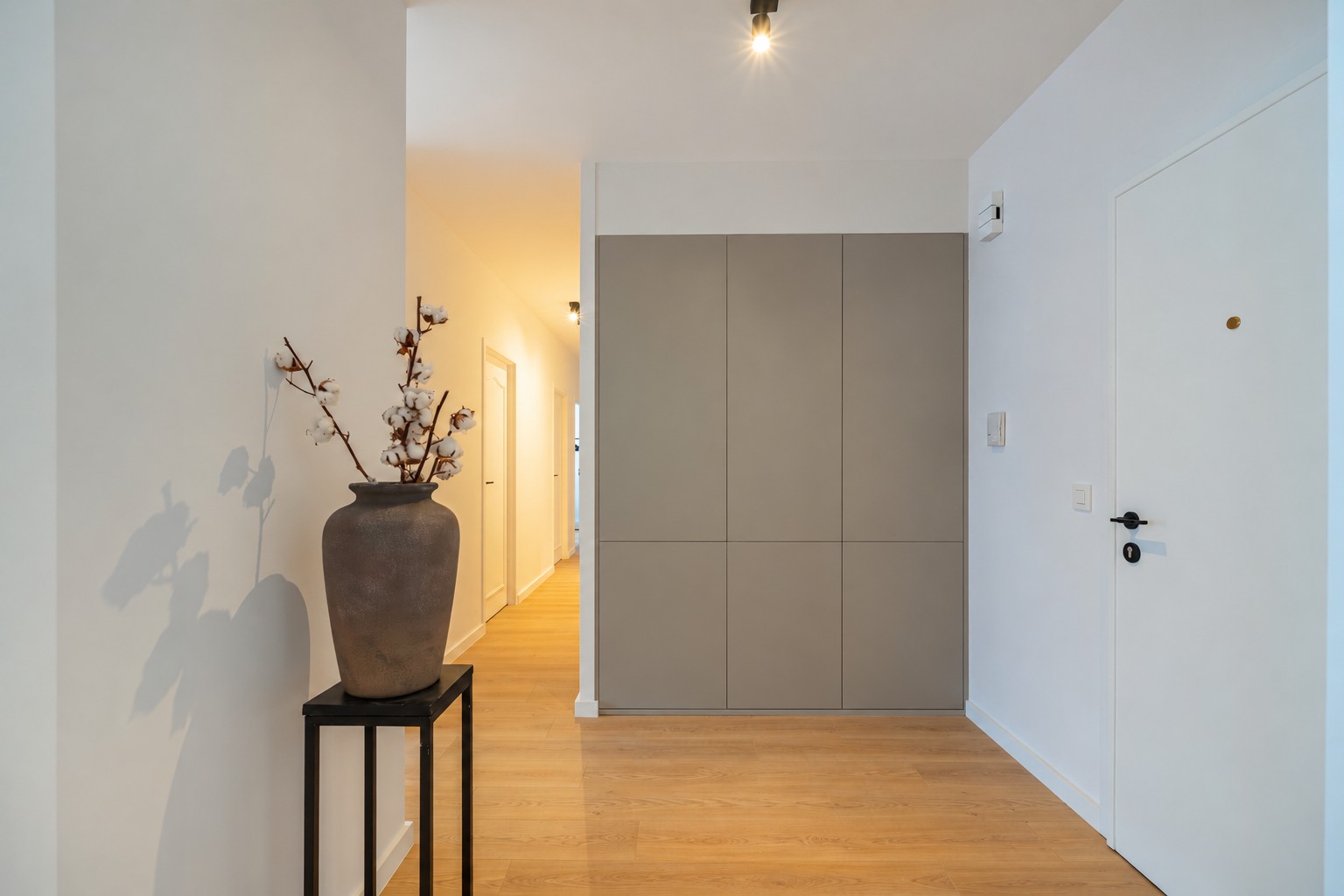 Stijlvol, instapklaar appartement met drie slaapkamers en groot terras! - foto 5