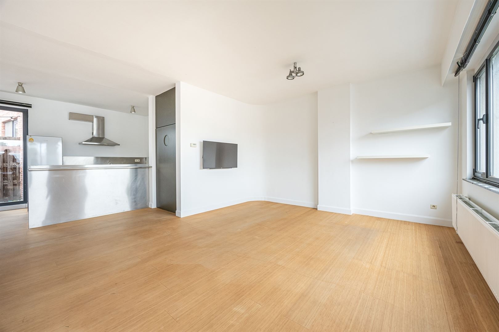 Licht appartement met 2 slaapkamers aan het Zuidpark - foto 4
