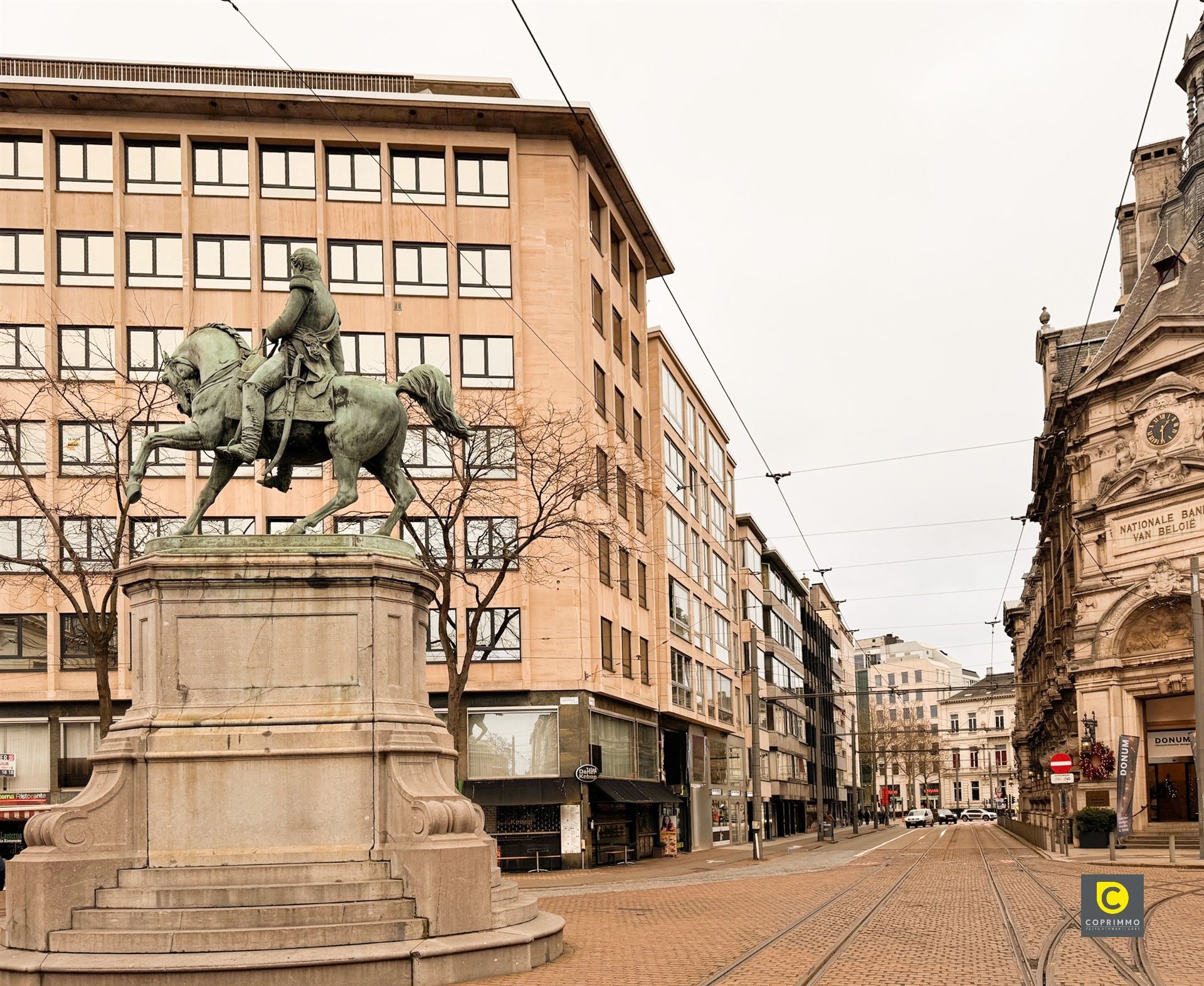 Gemeubelde designstudio op topligging aan het Mechelsplein - foto 2