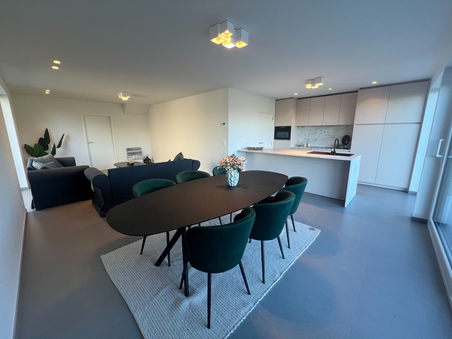 Moderne halfopen nieuwbouwwoning op 537 m² met landelijk verzicht op topligging te Torhout - foto 3