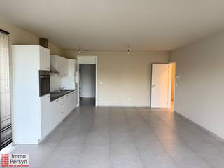 Dit gelijkvloers appartement bevindt zich in het centrum van Paal, met 3 slaapkamers als grootste troef. Het appartement beschikt over een...