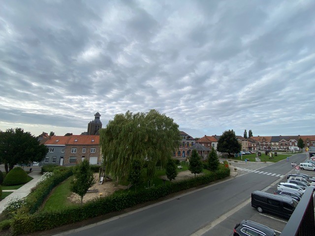 Recent appartement met 2 slaapkamers, terras - foto 4