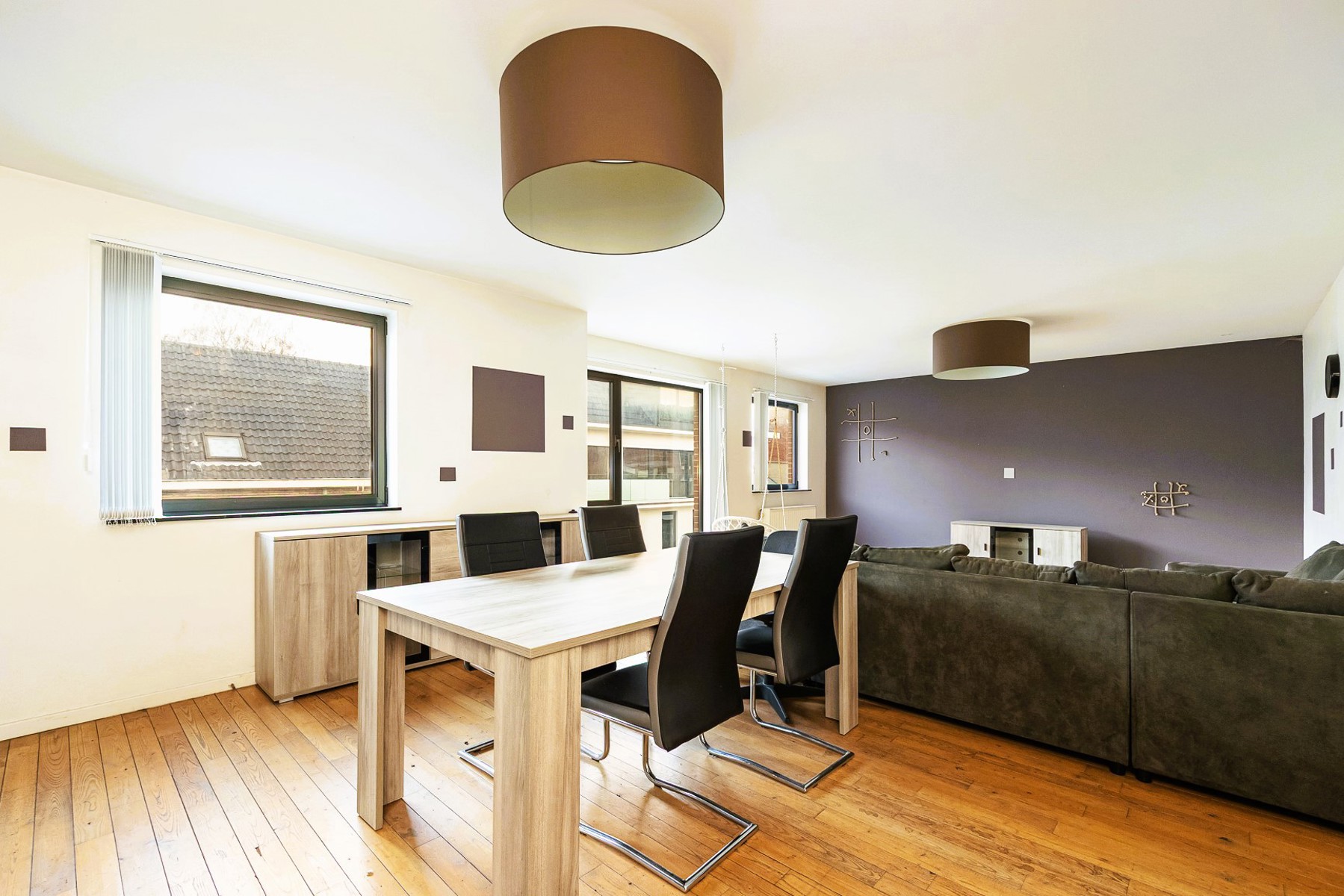 Ruim 2-slaapkamerappartement nabij het centrum van Stabroek - foto 2