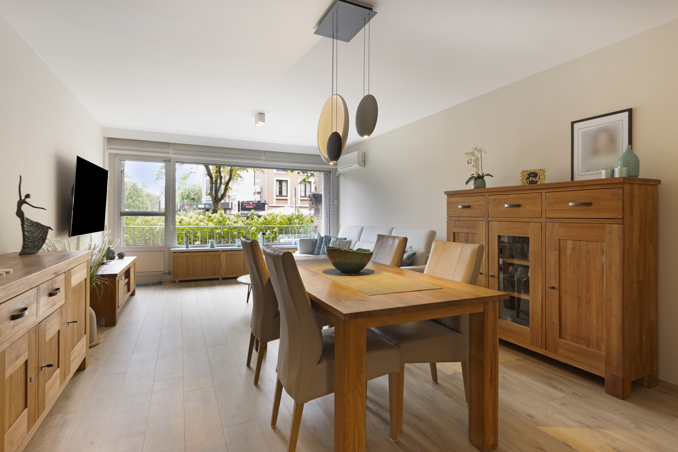 Instapklaar, 2 slaapkamers, gesloten garagebox op toplocatie - foto 5