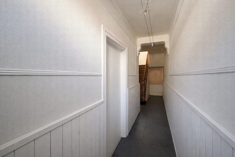 Rijwoning met diepe zonnige tuin in Ingelmunster - foto 2