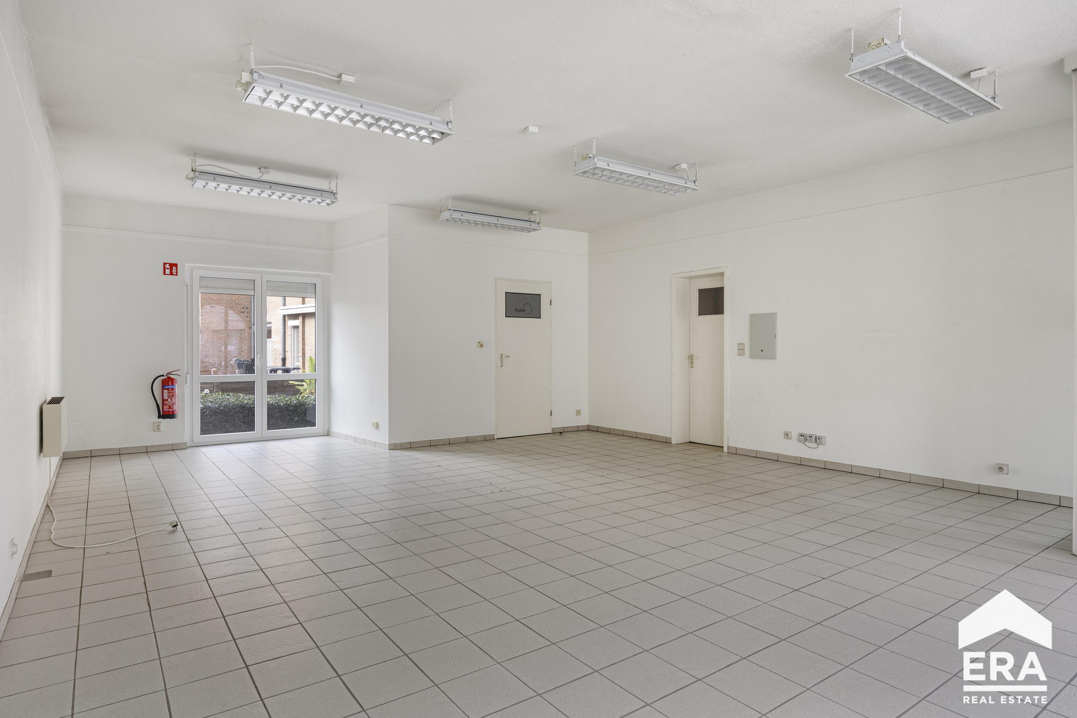 Commercial à louer à Lommel - photo 4