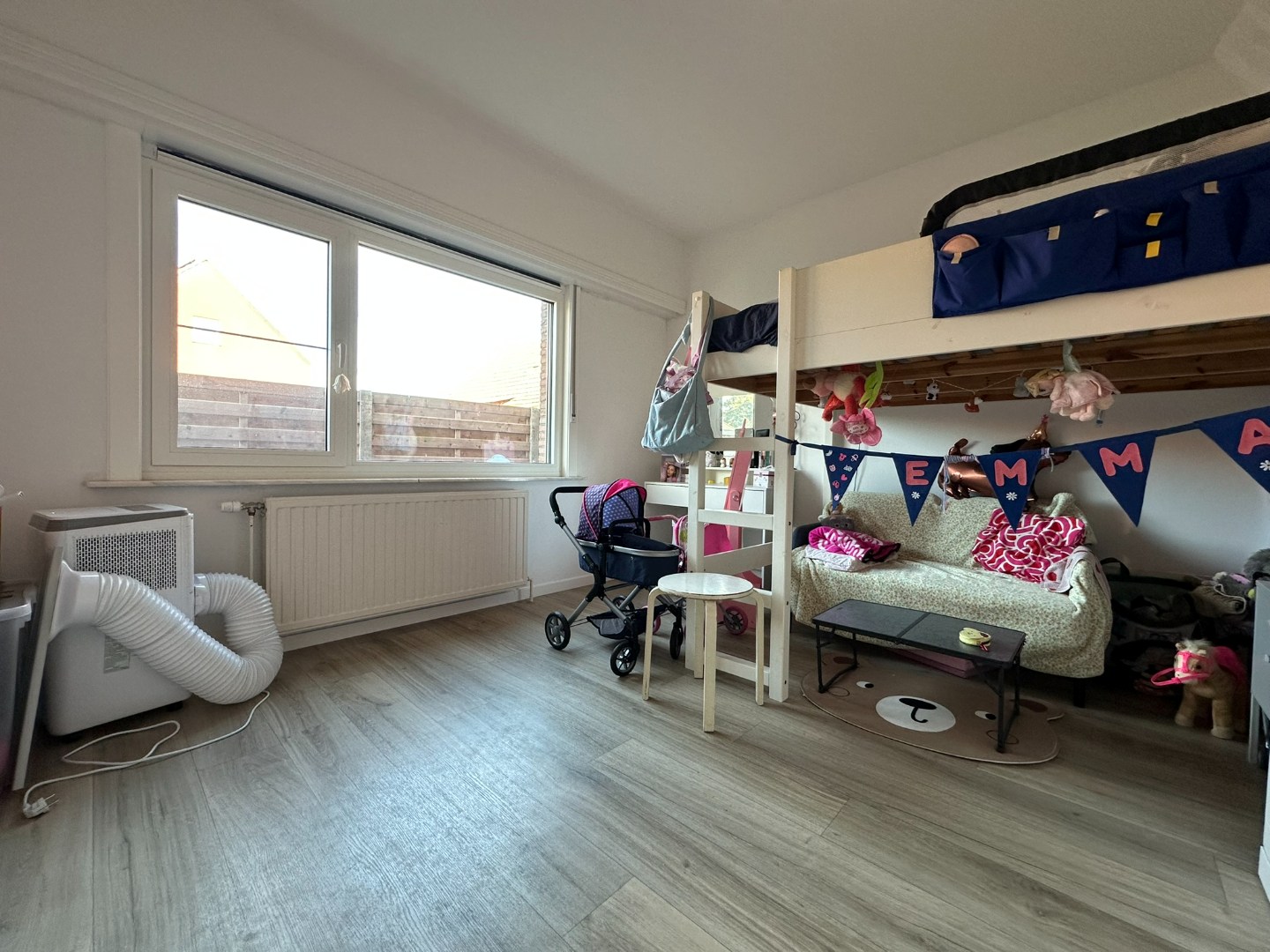 Gerenoveerde laagbouwwoning met 3 slaapkamers op toplocatie - foto 4