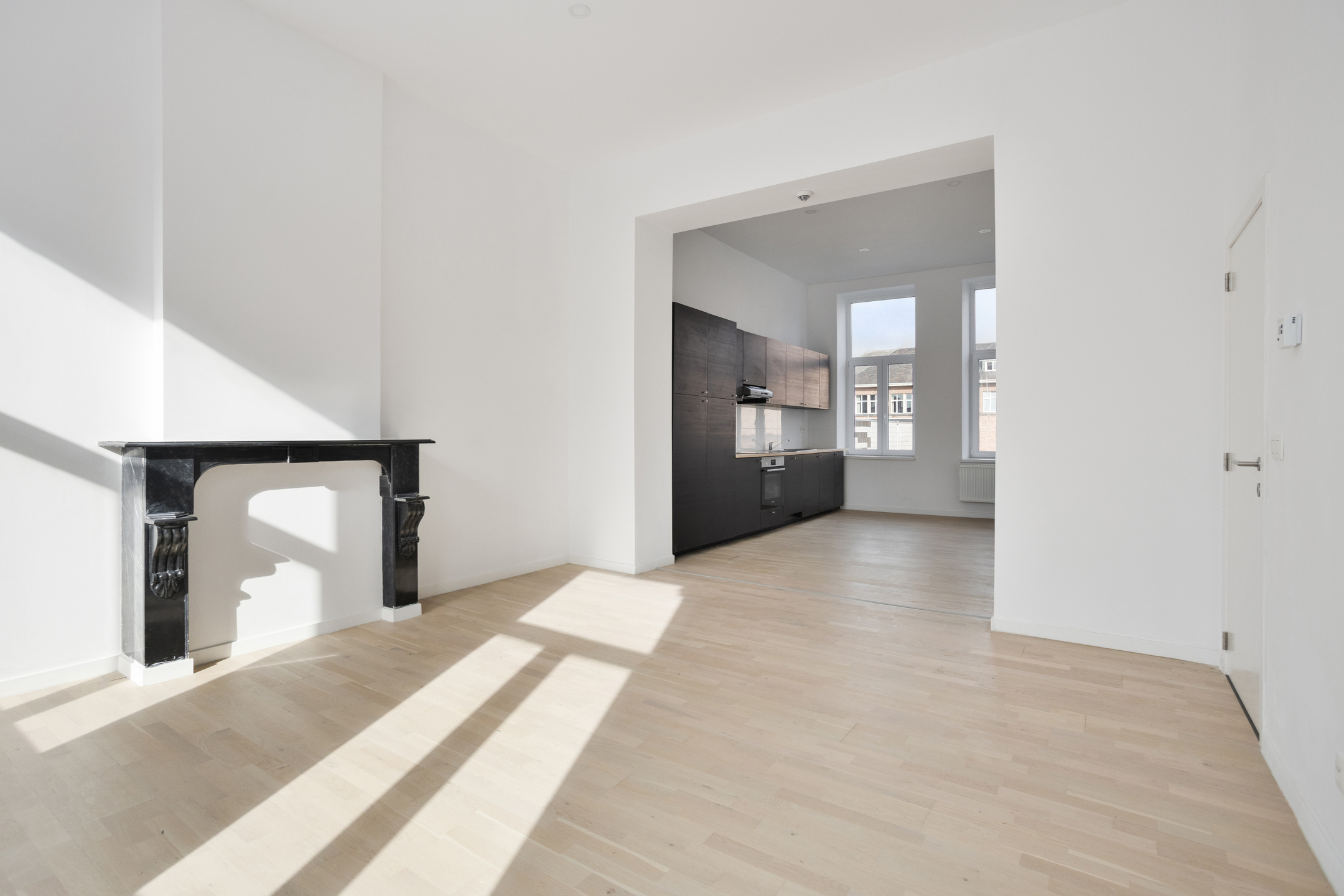 Gerenoveerd appartement met 2 slaapkamers te centrum Tienen - foto 5